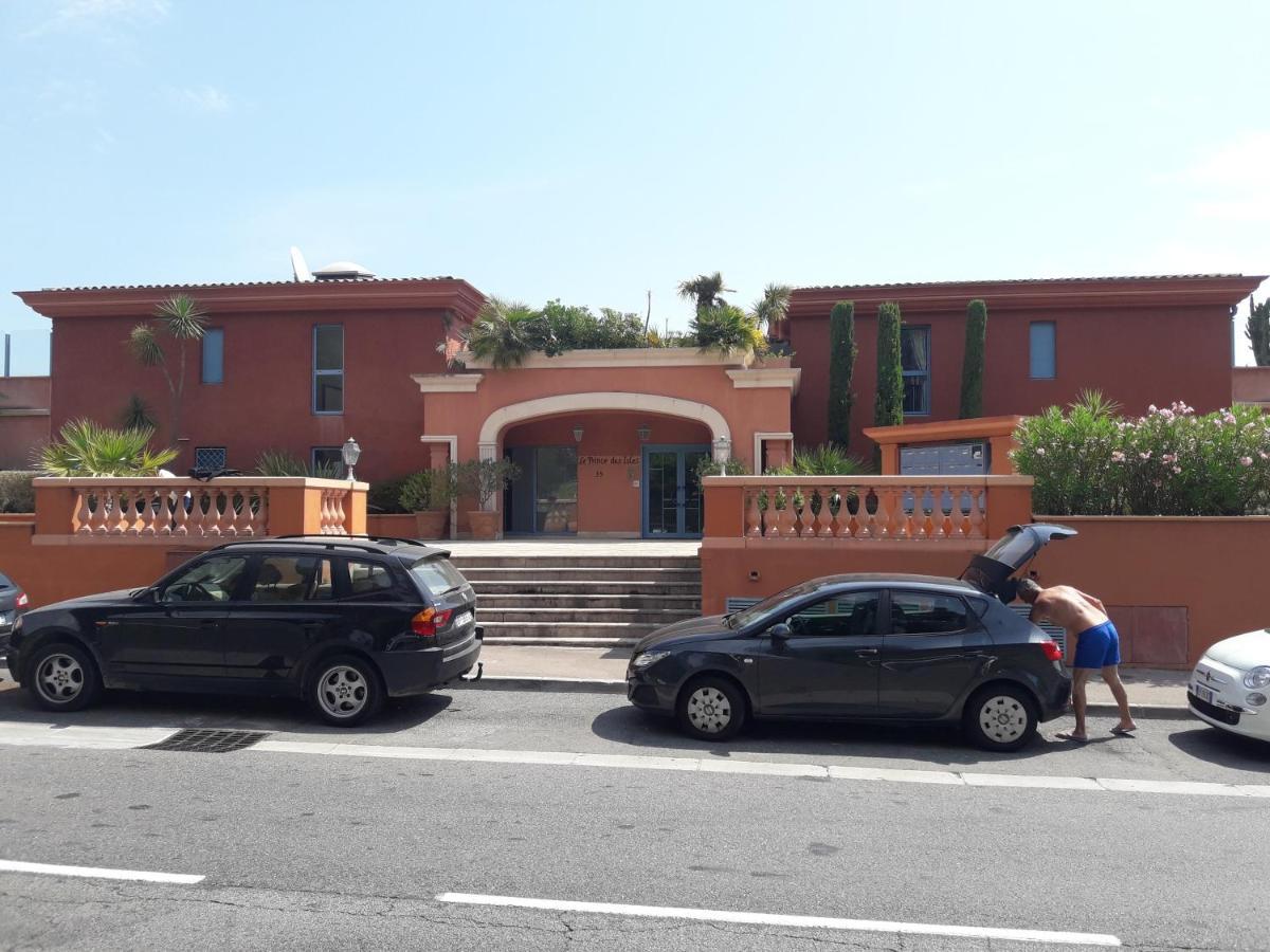 French Riviera 1 Bedroom On The Beach Facing Cannes Théoule-sur-Mer Exterior photo