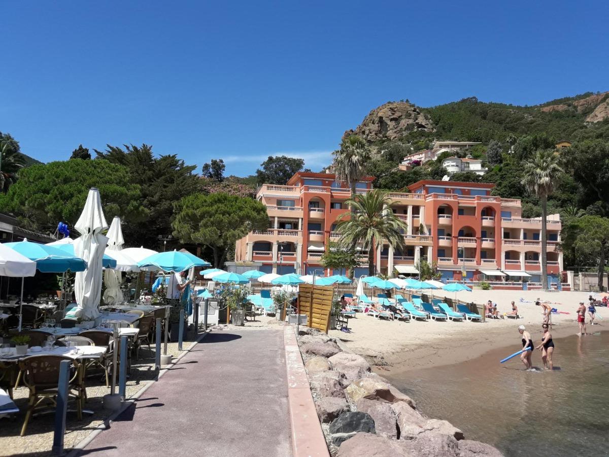 French Riviera 1 Bedroom On The Beach Facing Cannes Théoule-sur-Mer Exterior photo