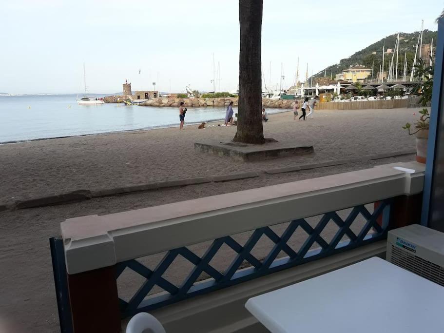 French Riviera 1 Bedroom On The Beach Facing Cannes Théoule-sur-Mer Exterior photo