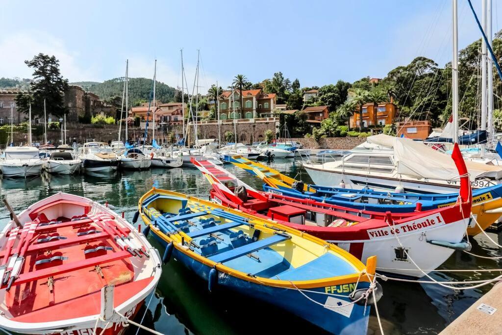 French Riviera 1 Bedroom On The Beach Facing Cannes Théoule-sur-Mer Exterior photo