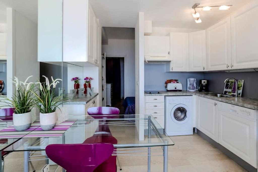 French Riviera 1 Bedroom On The Beach Facing Cannes Théoule-sur-Mer Exterior photo